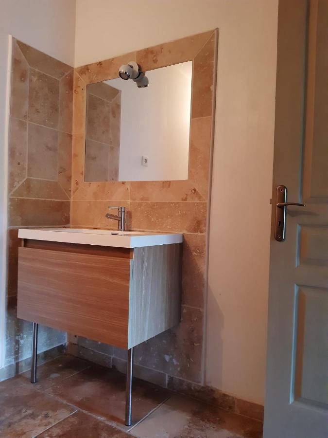 Au Pays Du Ventoux Bed & Breakfast Льо Тор Екстериор снимка